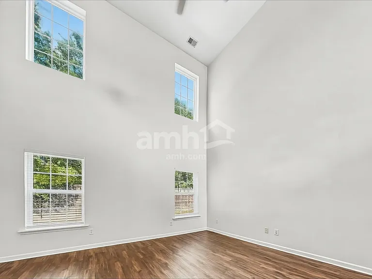 9675 Spencer Woods Rd — Photo 7