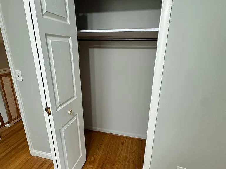 8016 Broadfern Dr — Photo 24