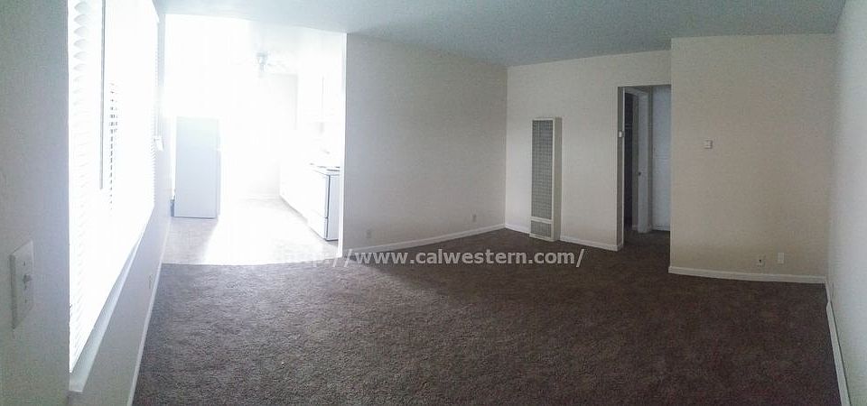 2nd image of 1297 Plum St APT 4