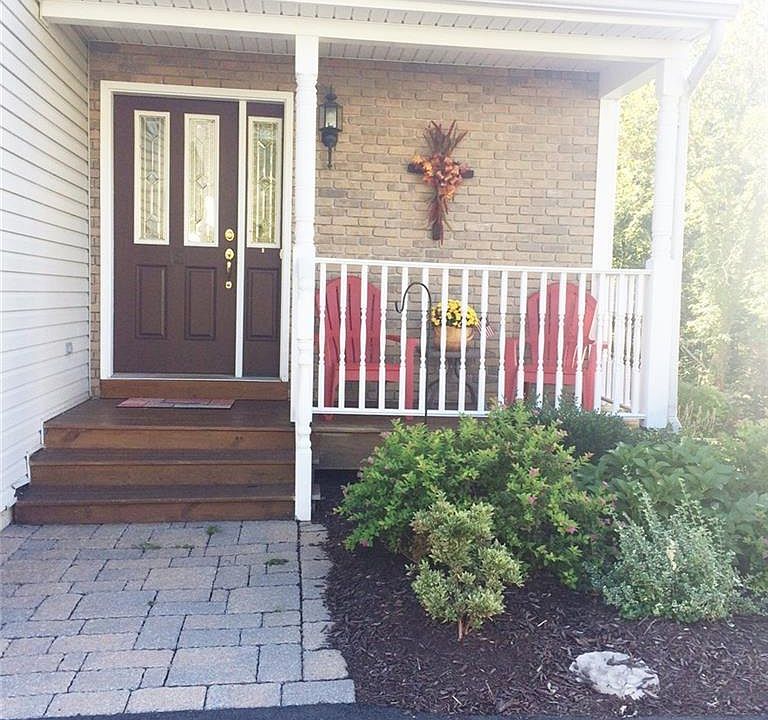 1st image of 15 Deer Path #109