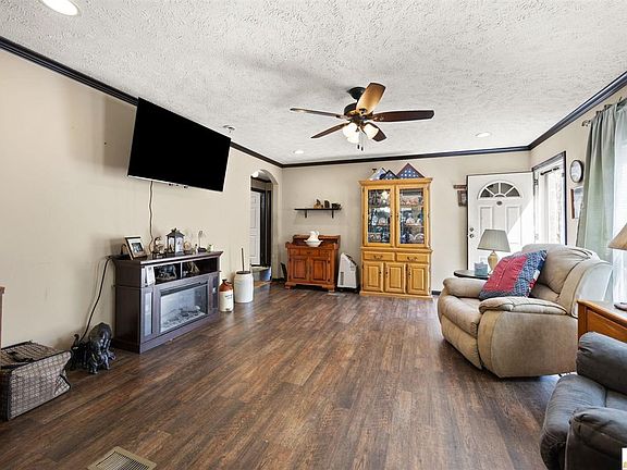 5th image of 222 Jaggers Rd