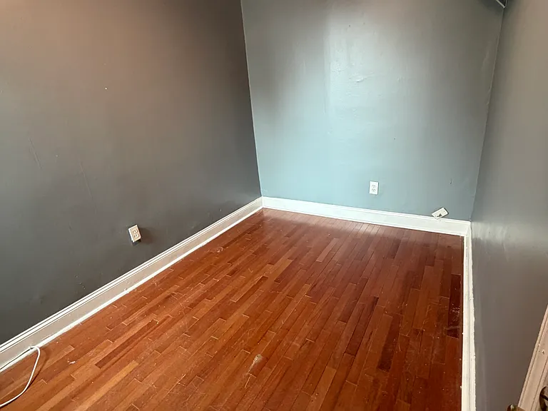 164 E Sterner St #2 — Photo 6