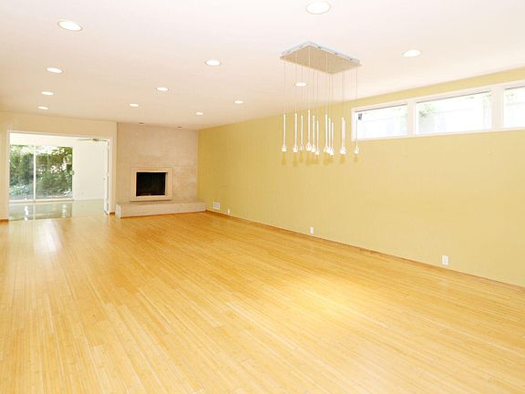 4th image of 2757 Winrock Ave