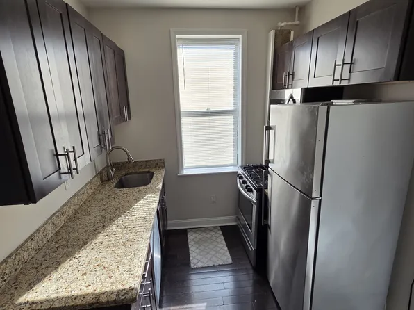 1 Magnolia Avenue image 1 of 7