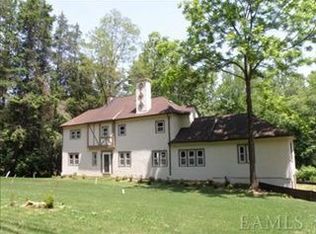 45 Shingle House Rd, Millwood, NY 10546