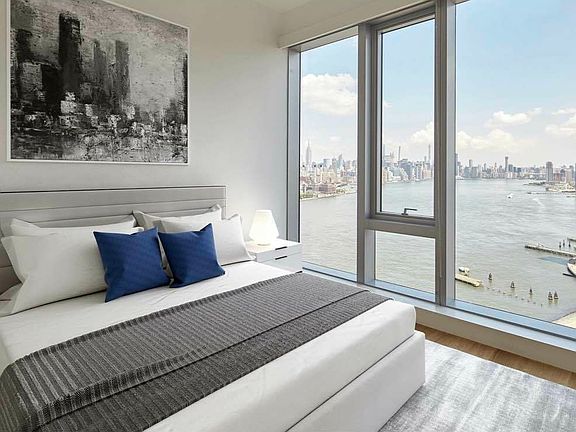 5th image of 38 Grand St #32H