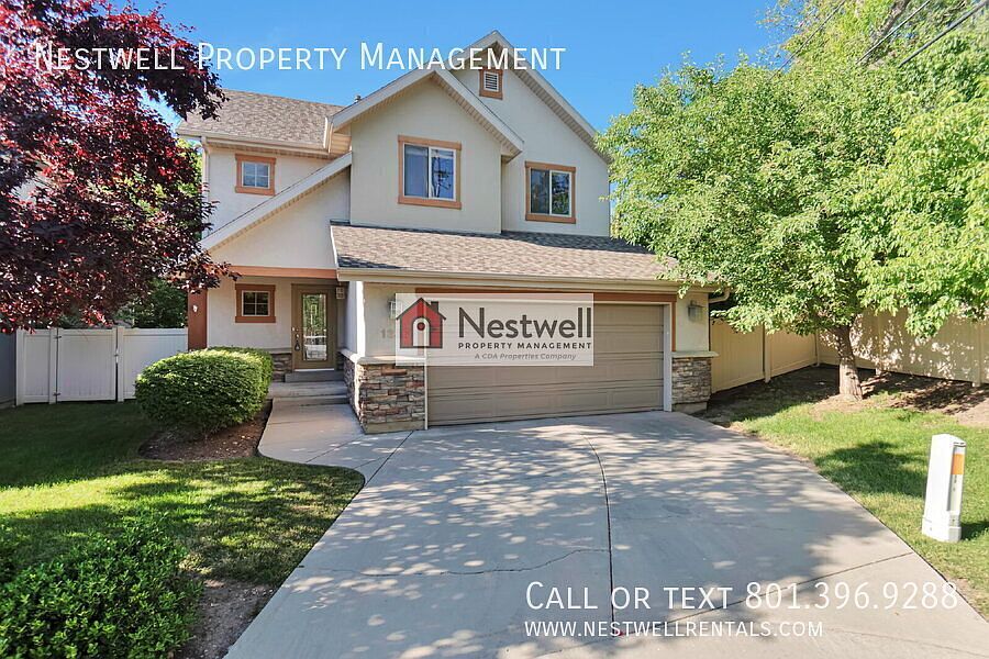 1st image of 1327 E Urbandale Ln