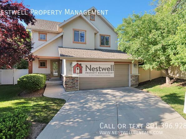 1327 E Urbandale Ln
