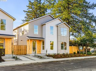 7452 SE Tolman St, Portland, OR