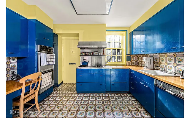 Sold by Douglas Elliman | media 10