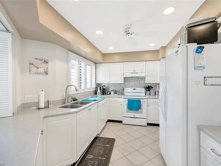 551 Beachwalk Cir #85-0 — Photo 14
