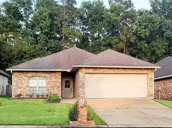141 Lakeland Dr, Pineville, LA 71360