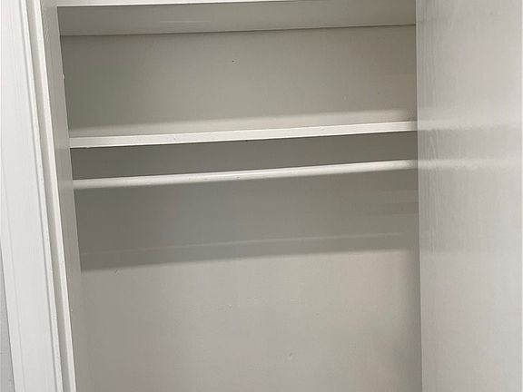 4th image of 501 Alexander St #501