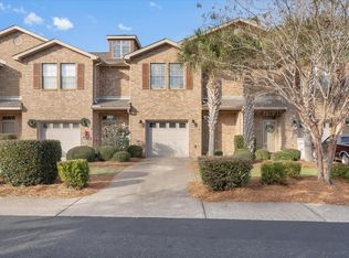 8876 Sanderling Ln, Navarre, FL 32566