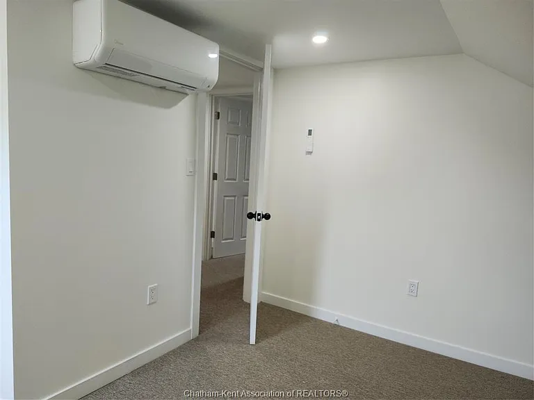 22 Gray St #A — Photo 6
