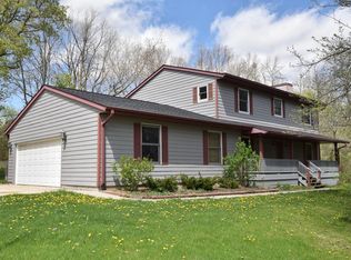 2039 Virginia Ln, Grafton, WI 53024