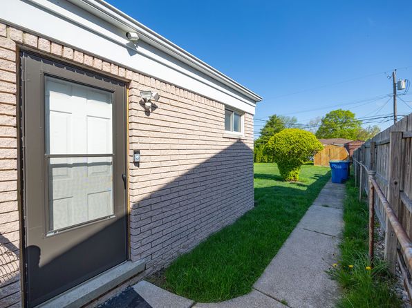 13771 Joyce Dr, Warren, MI 48088