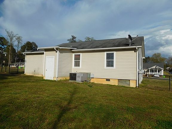 4th image of 175 Mobley St