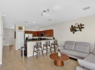 9041 SW 227th St Unit 5, Cutler Bay, FL 33190