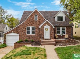 4520 Pine St, Omaha, NE 68106