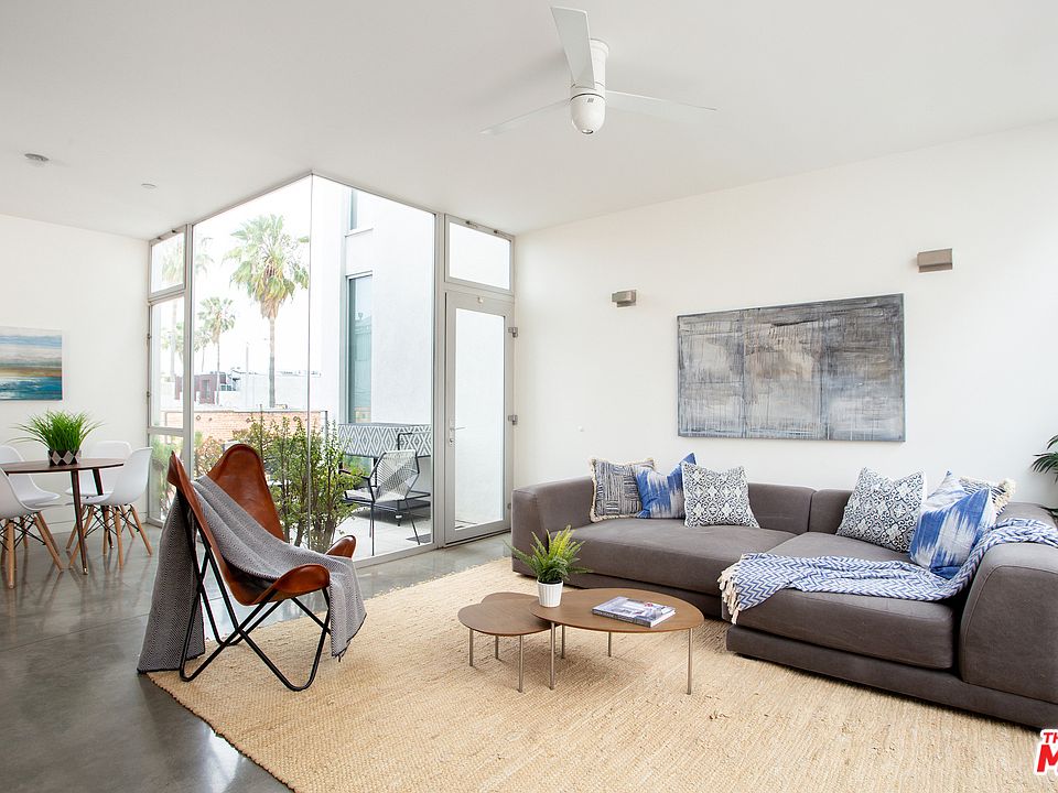 1st image of 1121 Abbot Kinney Blvd #6