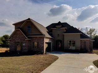 1104 Green Wood Cr. #17, Haughton, LA 70137