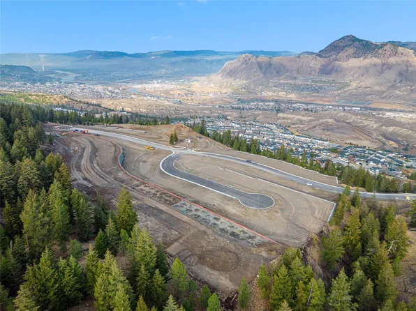 1693 Camas Ct, Kamloops, BC V2E 0E6