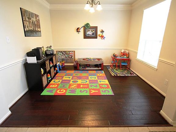 5th image of 4511 Avery Hollow Ct