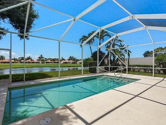 2nd image of 8232 SE Palm Hammock Lane