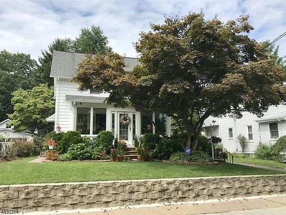 2nd image of 36 Summit Ave
