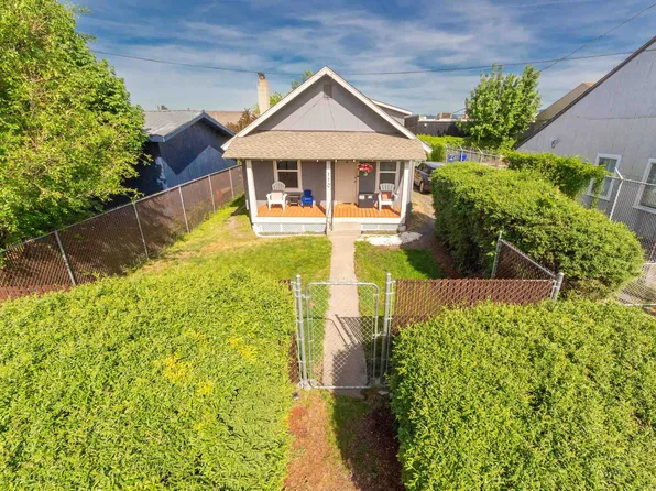 110 N Hutchinson Rd, Spokane, WA 99212