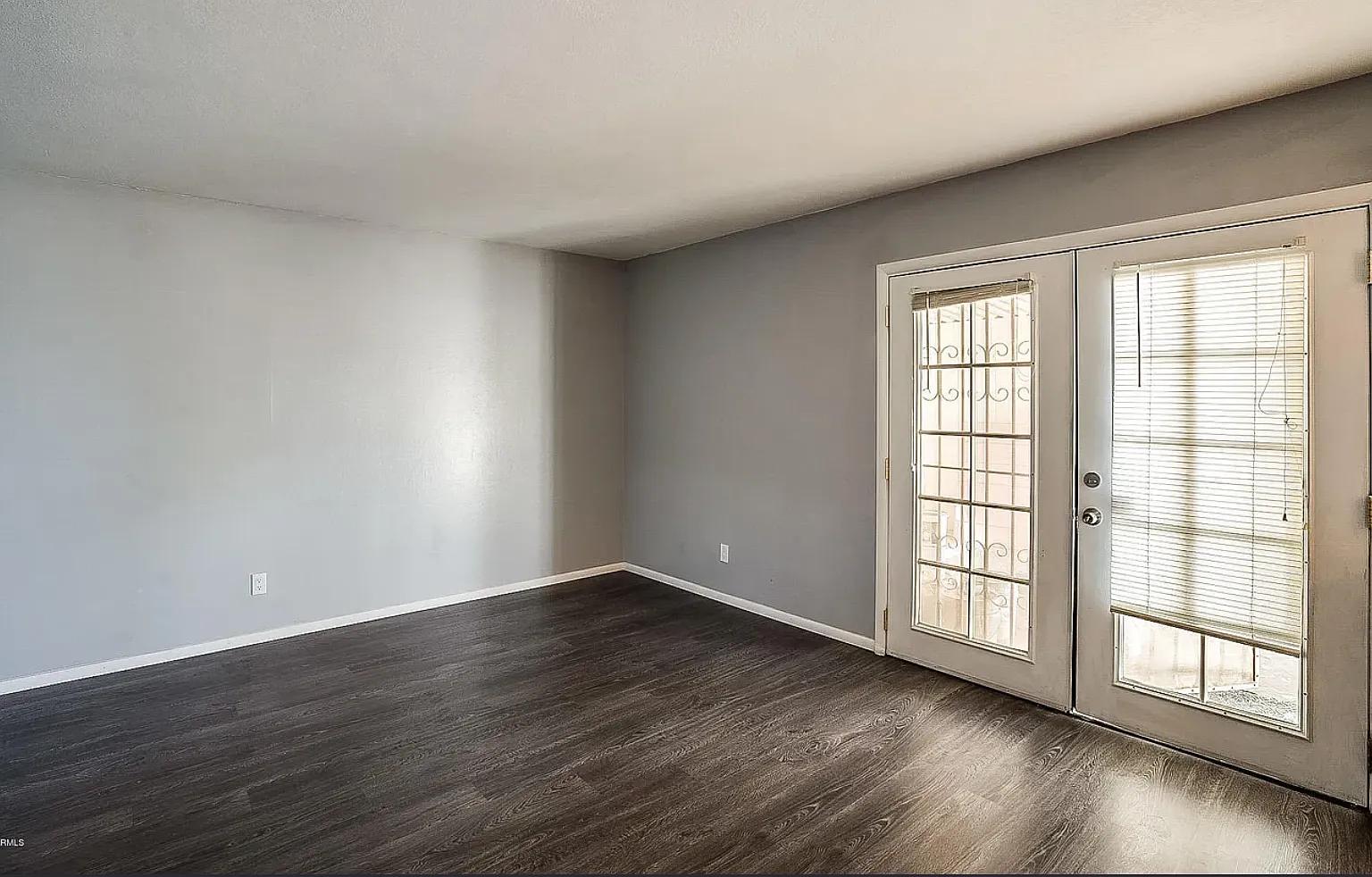 4601 N 21st Ave — Photo 2