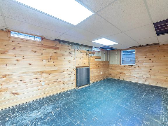 3rd image of 228 Carbon St