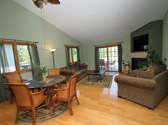 4th image of 1182 Tebala Blvd #0