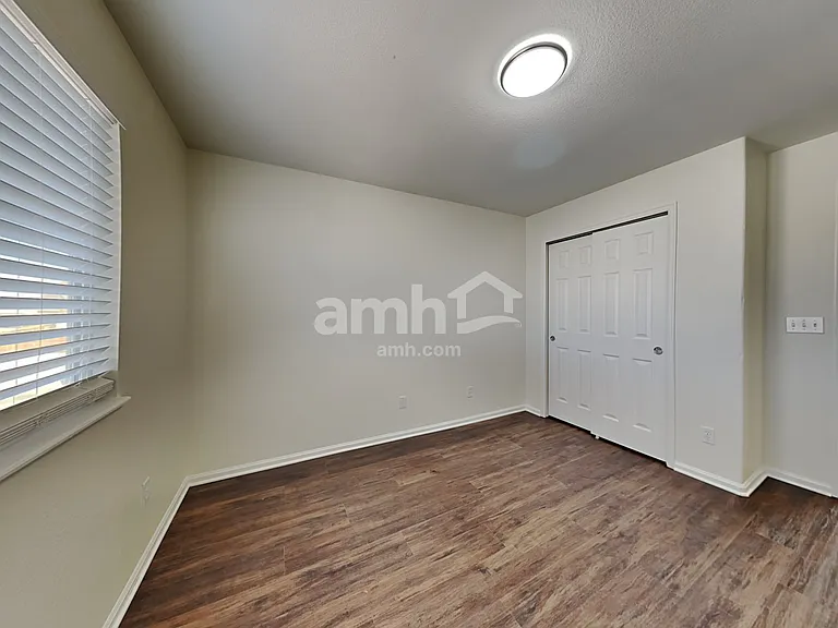 485 Winebrook Way — Photo 21