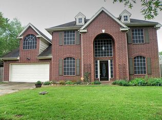 2309 Piney Woods Dr, Pearland, TX 77581