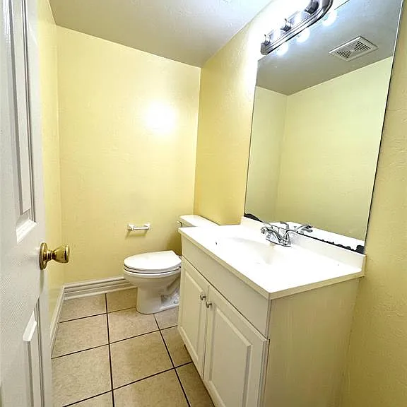 2937 Pioneer Ave — Photo 28