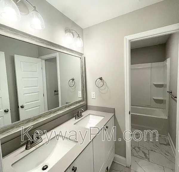301 Sumac Trl — Photo 14