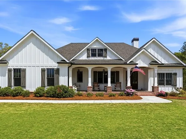 326 Masons Way, Waleska, GA 30183
