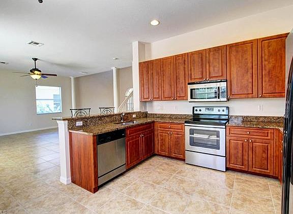 3rd image of 2761 Blue Cypress Lake Ct