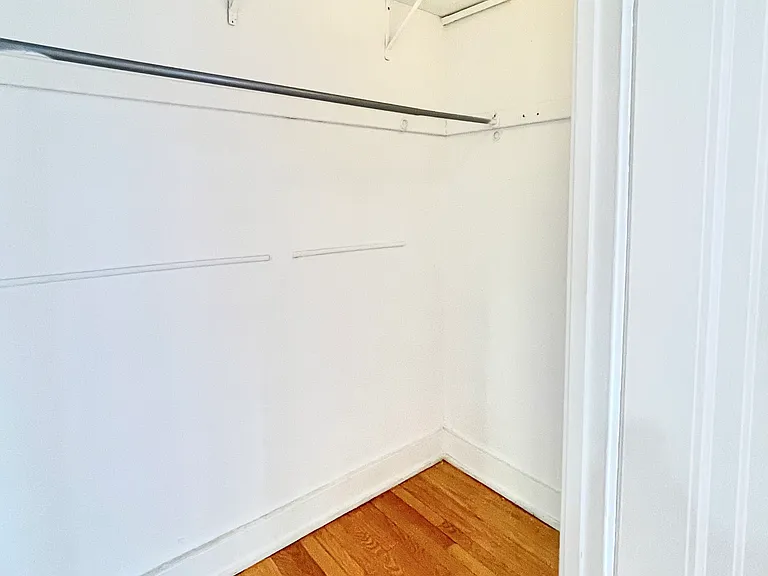 2081 W Lunt Ave #K3 — Photo 9