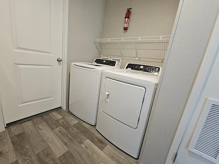 376 N Kenbrook St SE #N376 — Photo 9