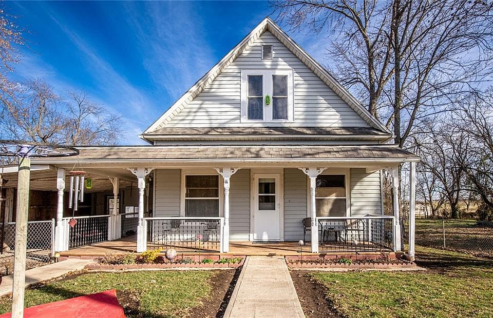 1869 S Broadway, Amoret, MO 64722 Zillow