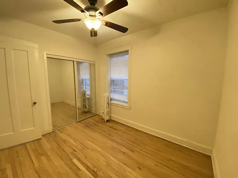 915 W Cornelia Ave #1A — Photo 8
