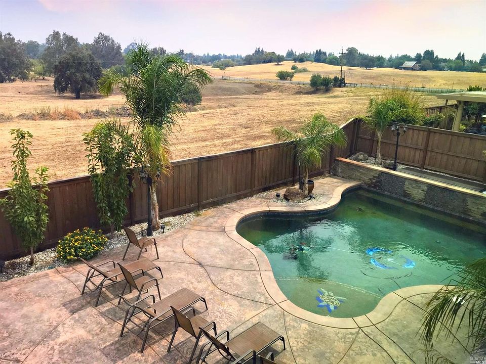 7943 N Locke Rd Vacaville Ca 95688 Realtor Com