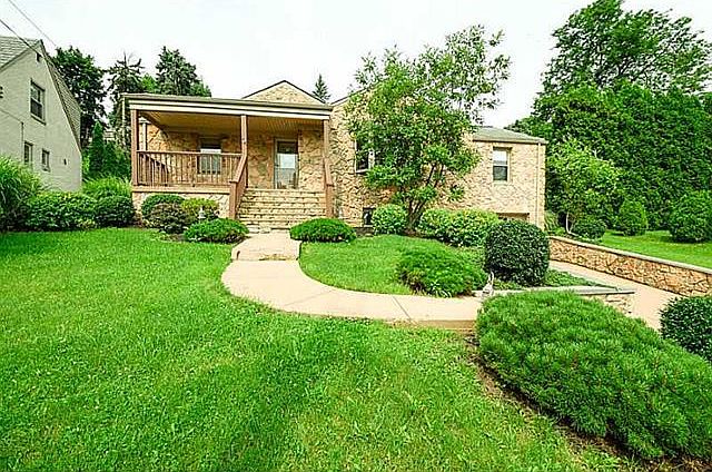 1st image of 1080 Lakemont Dr