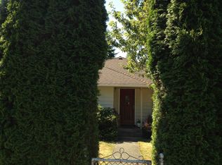 2015 NE 103rd St, Seattle, WA 98125