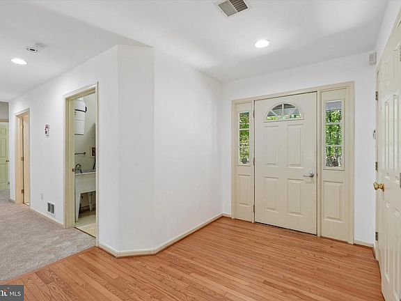 5th image of 2990 Chestnut Hill Rd