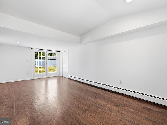 3rd image of 15 Indian Park Rd