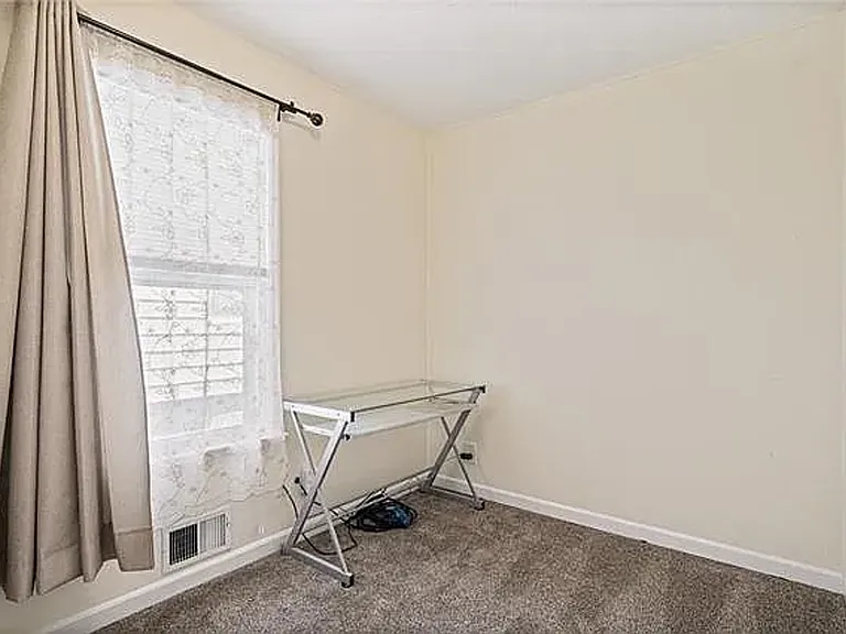 216 N Wheeling Ave — Photo 17
